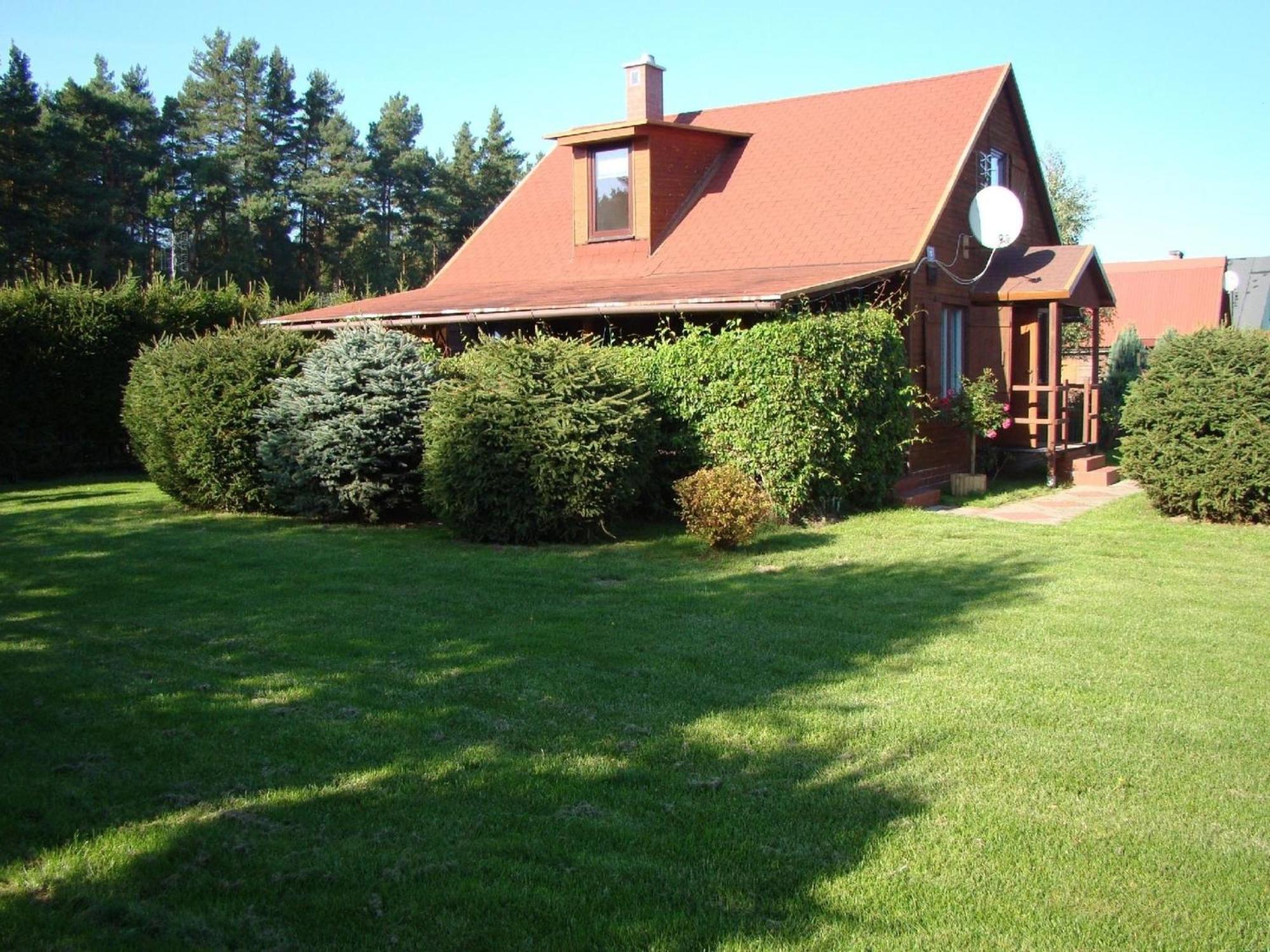 Holzhuette Mit Weitlaeufigem Garten Am Wald Villa Kopalino Kültér fotó